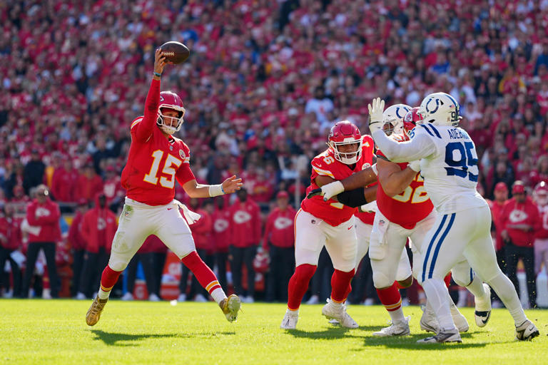 Will Patrick Mahomes play today? Status update for Chiefs QB in Week 2