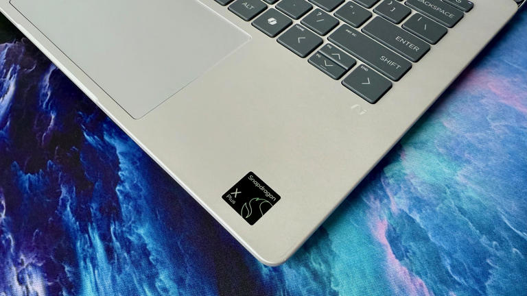 I tested (and tested) the HP OmniBook 5 14. Its battery won a CNET lab ...