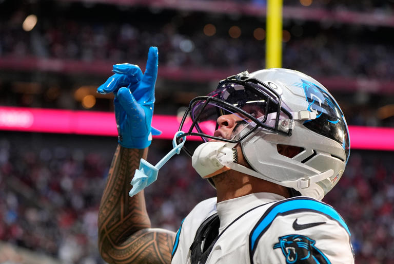 espn-s-monday-night-football-game-featuring-panthers-will-be-live-on