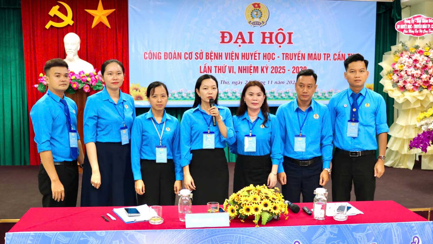 Bà Lê Thị Lẻ tái đắc cử Chủ tịch Công đoàn Bệnh viện Huyết học – Truyền máu TP Cần Thơ