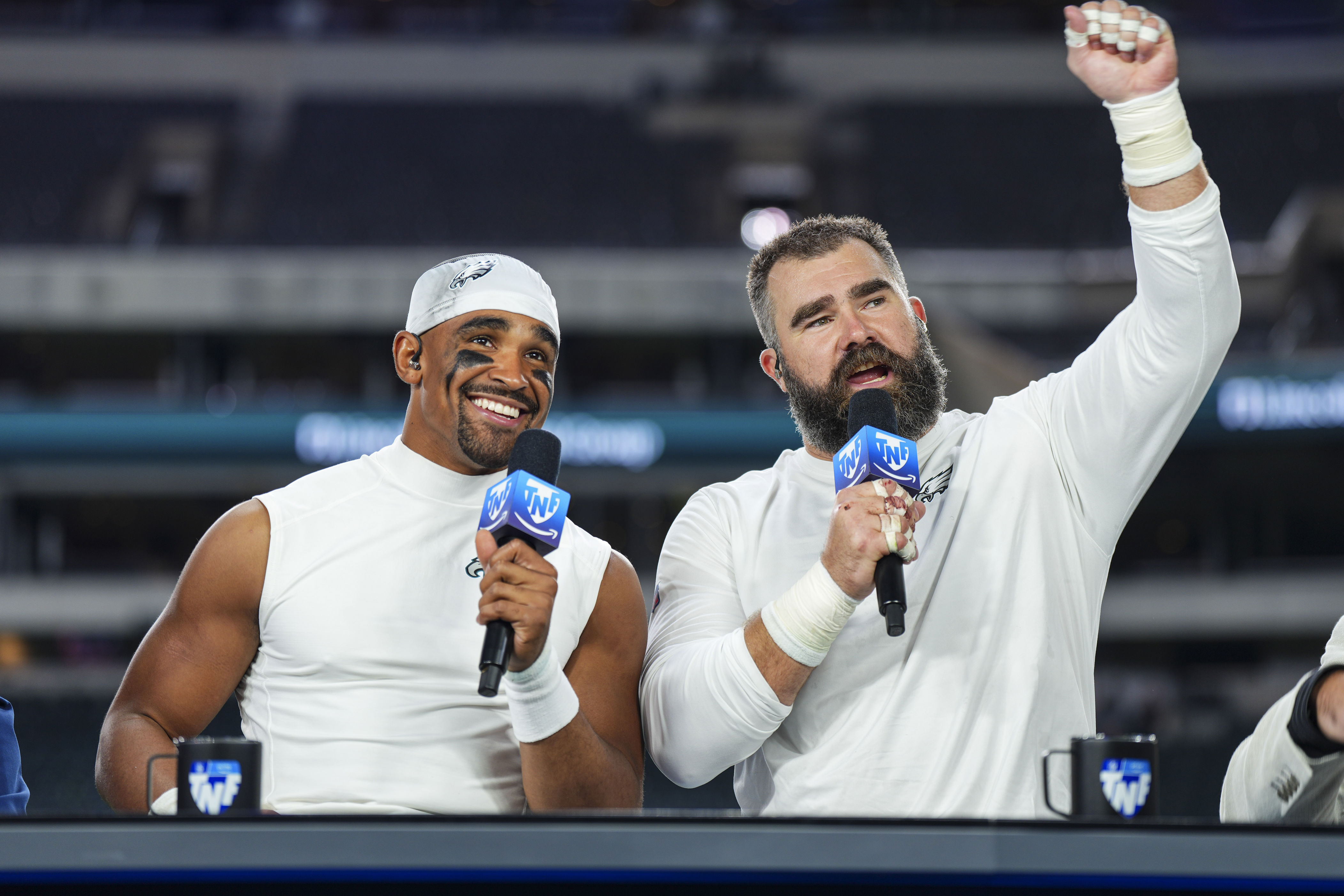 Jason Kelce sends clear message on Eagles’ Jalen HurtsAJ Brown drama
