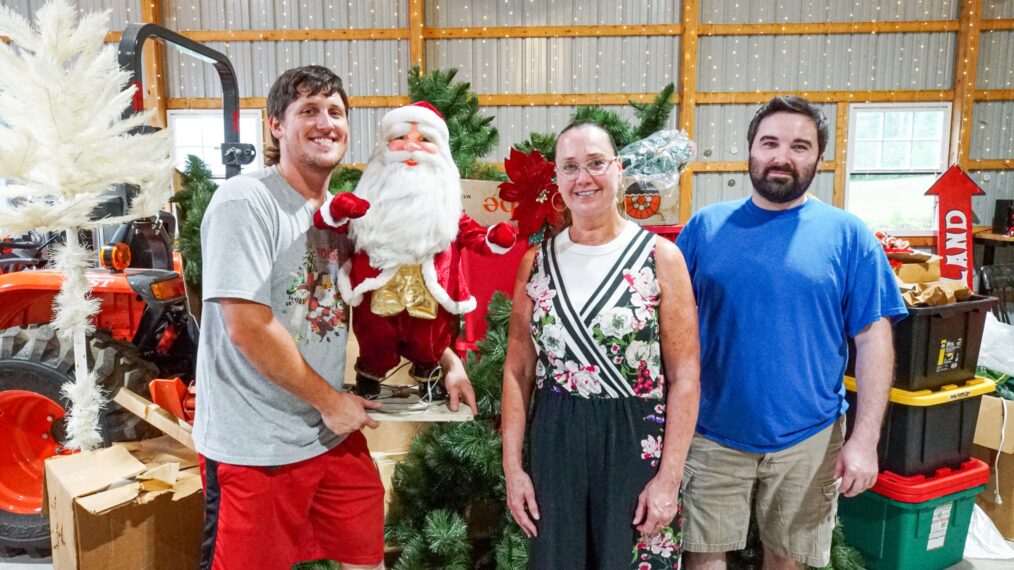 What to Watch on HGTV for the Holidays 2025