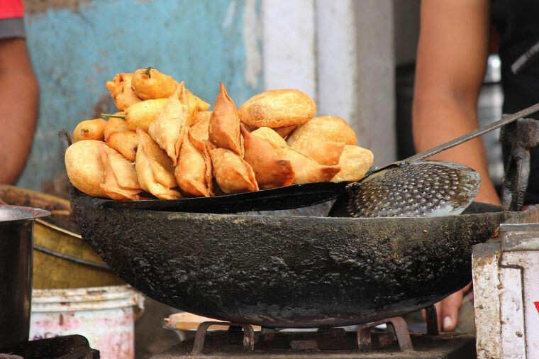 9 Mouth-Watering Street Foods From Across India You Have To Try