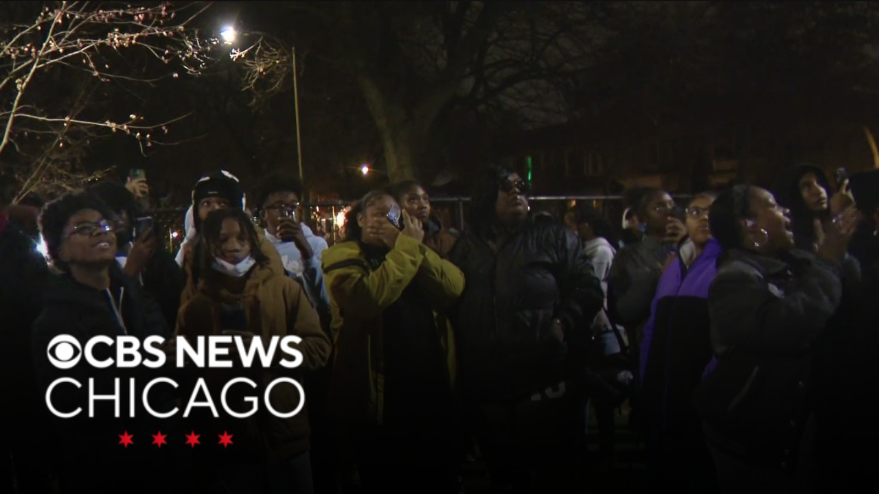 Vigil held for 14-year-old shot, killed in the Loop
