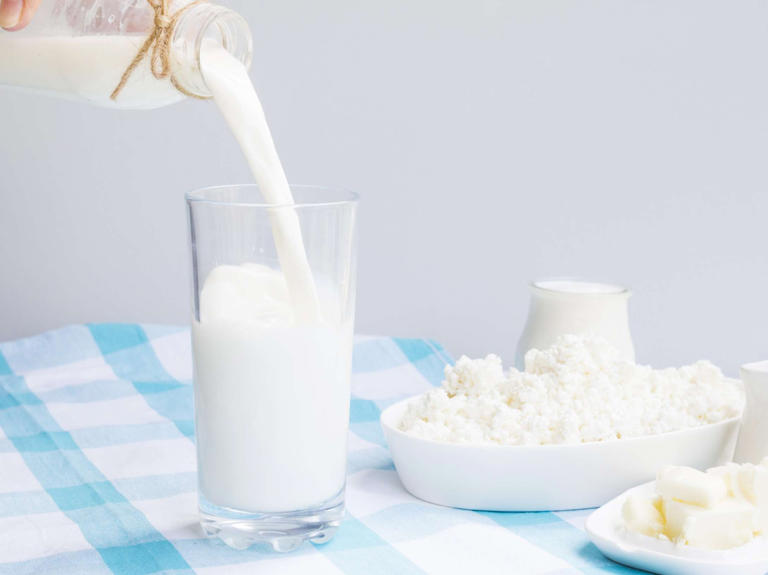 5 Makanan yang Bantu Tidur Nyenyak, Cocok Buat Kamu yang Overthinking Sebelum Tidur