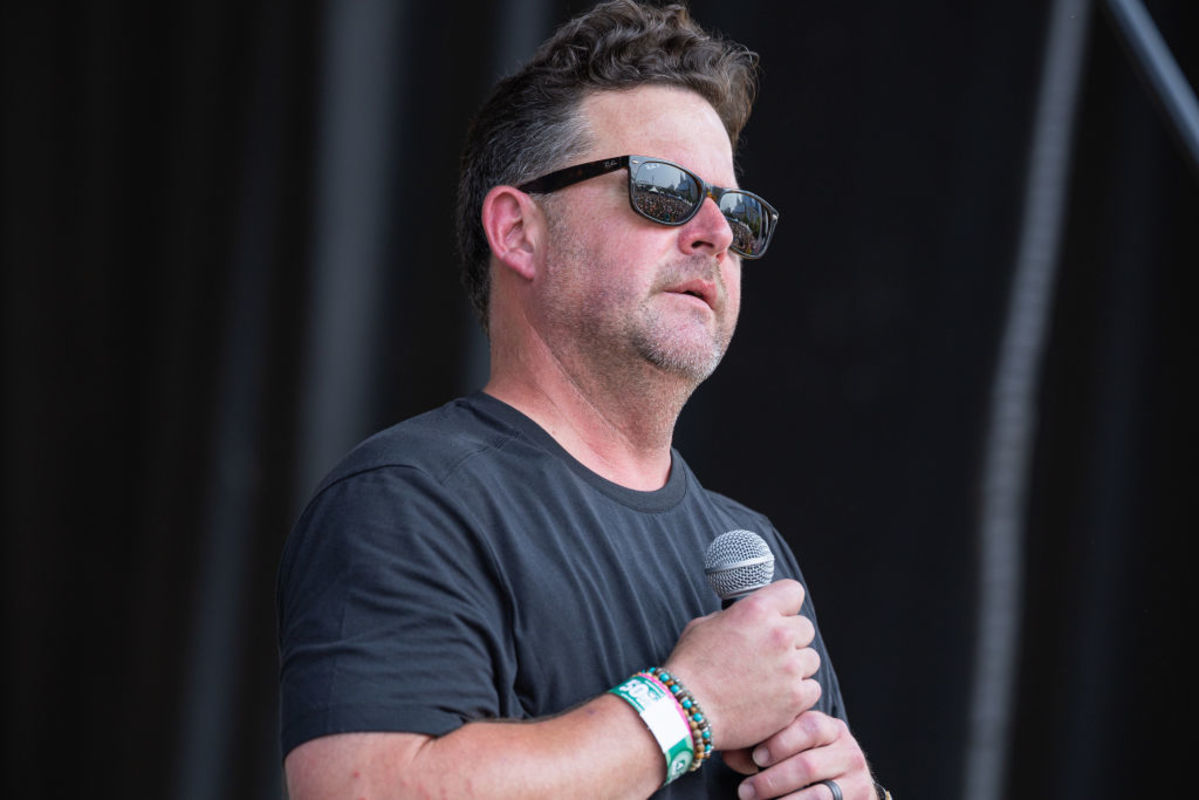 Country Singer, 46, Mourns the Loss of His Mother: ‘I’ll Never Feel the ...