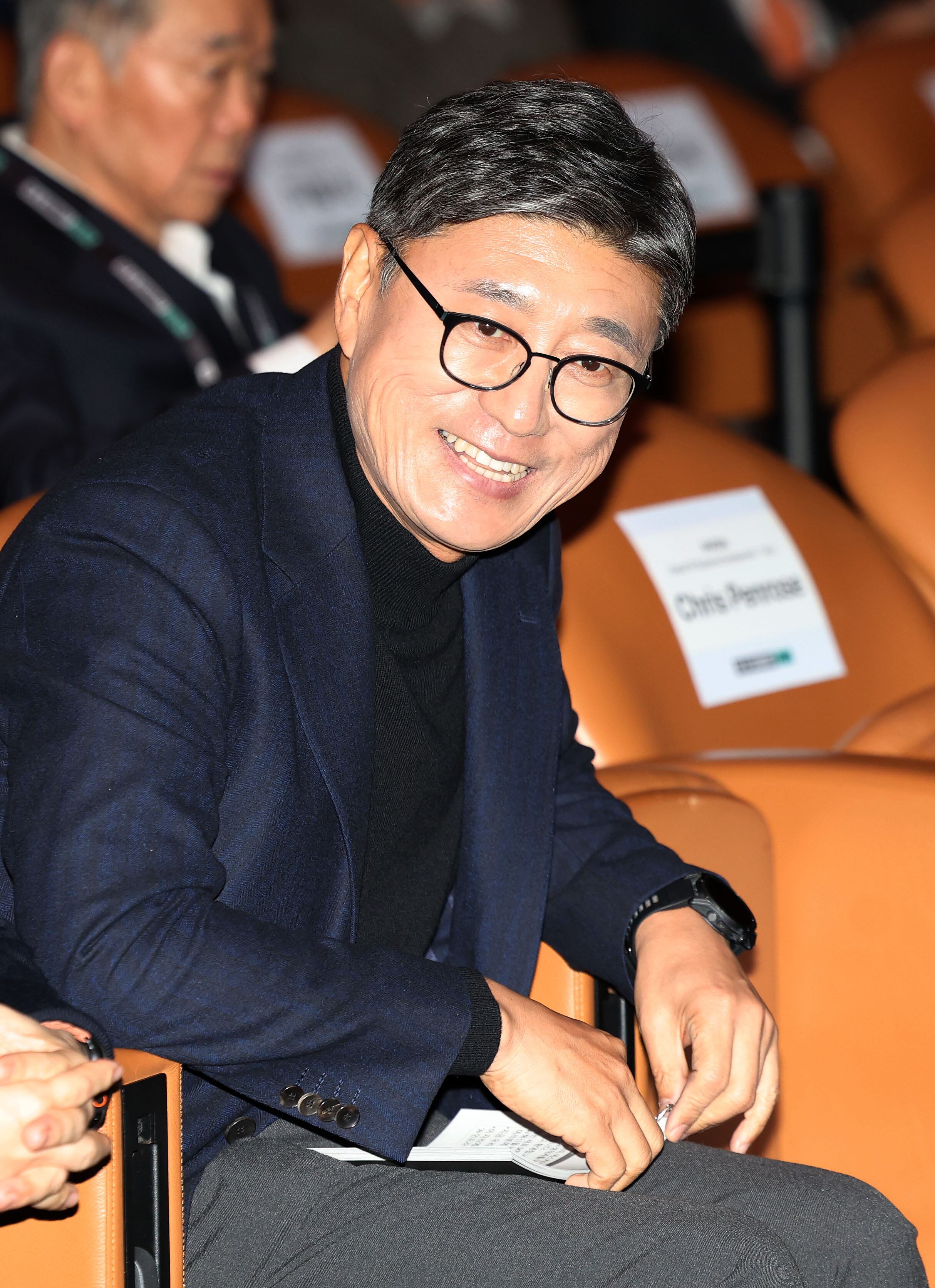 SK Group Emphasizes SK Hynix's Role as National Growth Engine