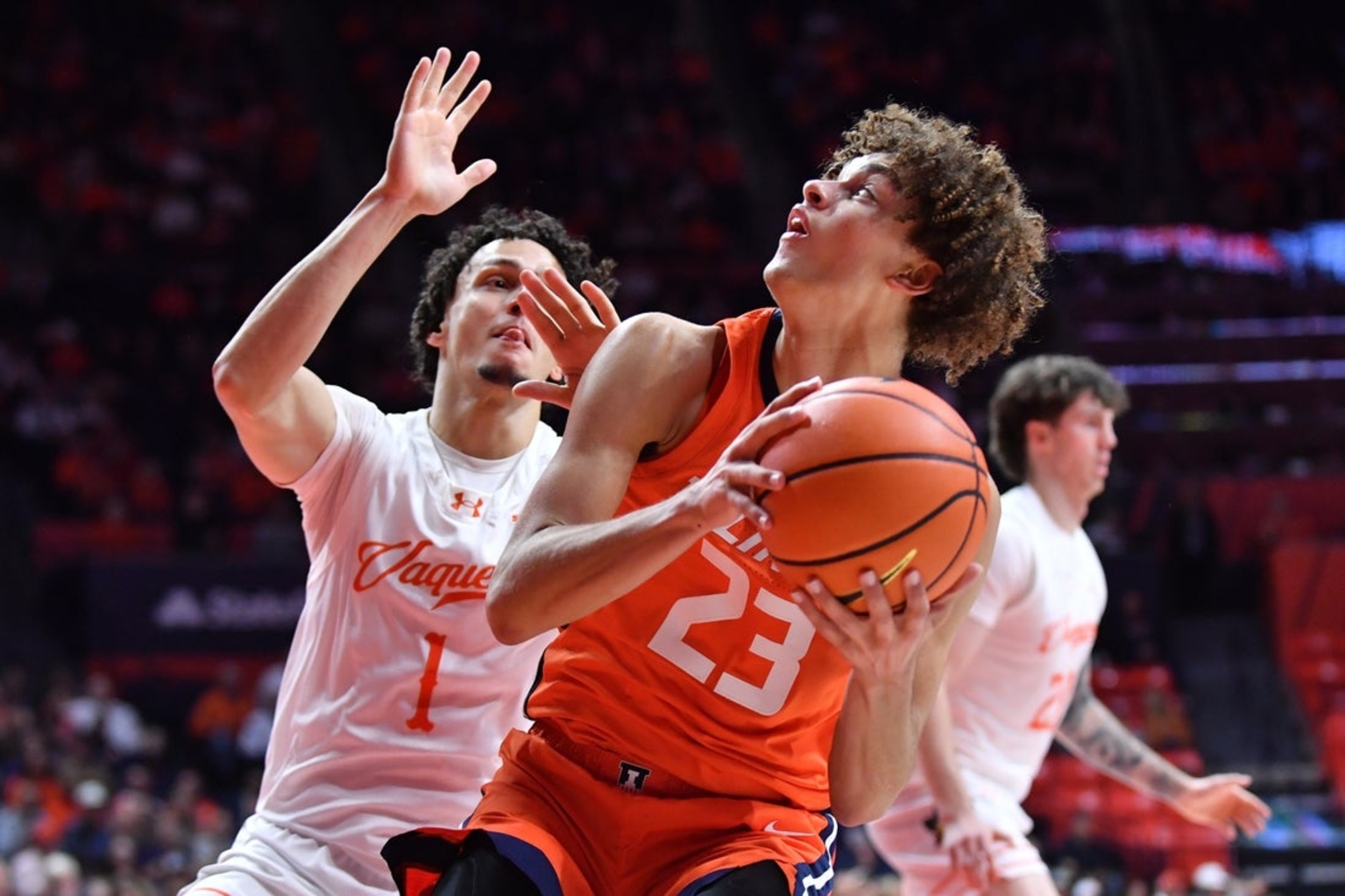No. 13 Illinois dominates the paint, surges past plucky UTRGV