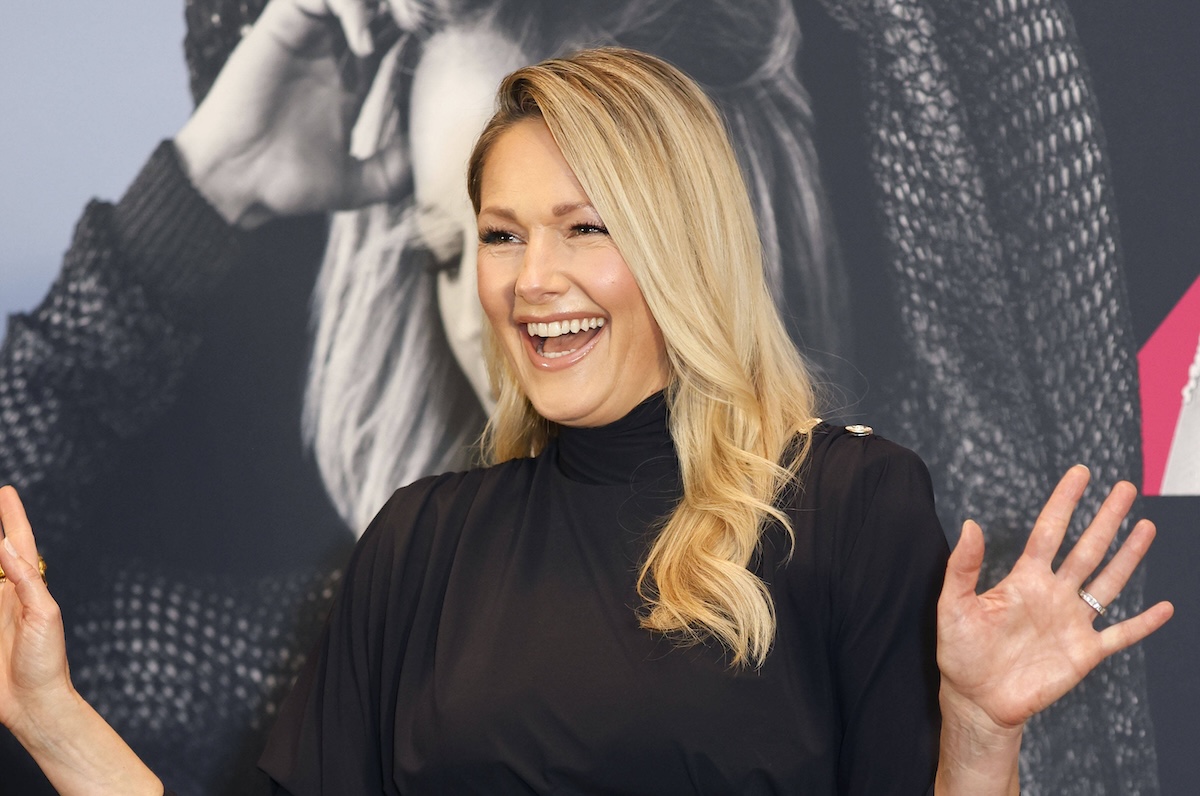 Streit im Netz: Sieht die neue Wachsfigur Helene Fischer wirklich ähnlich?