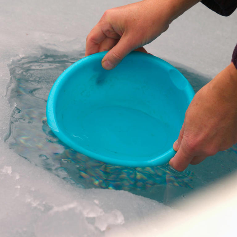 เทคนิคอาบน้ำตอนเช้าแบบไม่หนาว ไม่ง้อเครื่องทำน้ำอุ่น