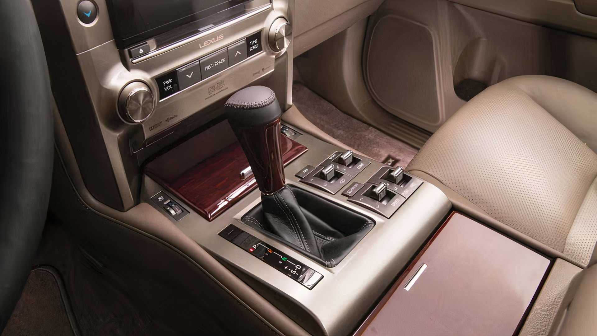 Interior shot of a 2015 Lexus GX 460