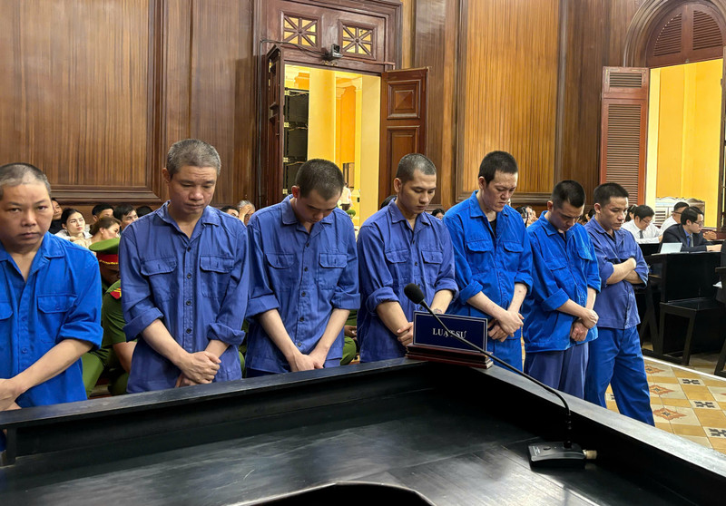 Xét xử cựu cán bộ thuế 'bảo kê' cho đường dây mua bán hóa đơn khống 6.700 tỷ đồng