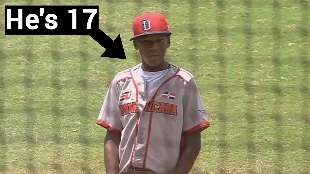 This is what a verified 17 year old looks like playing in 12U baseball<br>