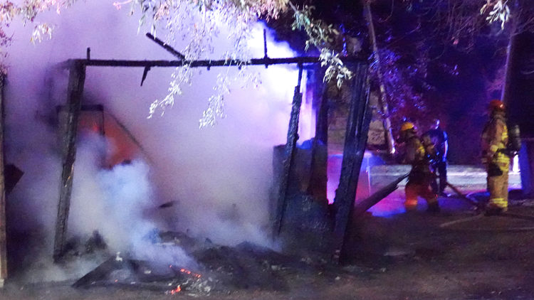 Residents evacuated after shed fire at North Austin apartment complex