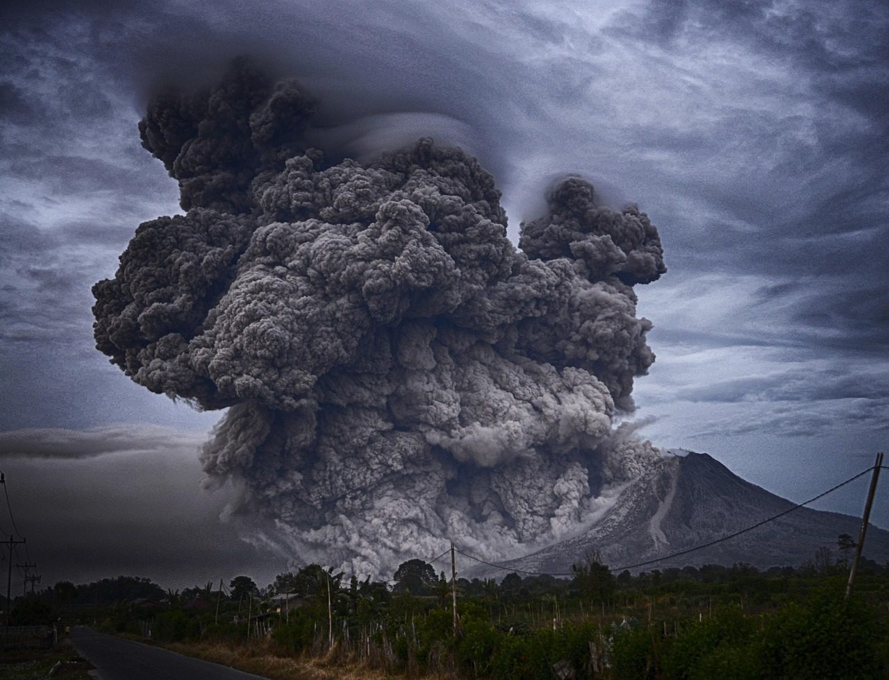 What Would Happen If Every Volcano on Earth Erupted at Once?