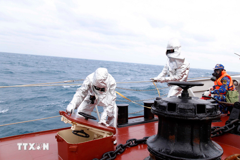 Biên đội tàu Hải quân Việt Nam và Trung Quốc tuần tra liên hợp trên vịnh Bắc Bộ