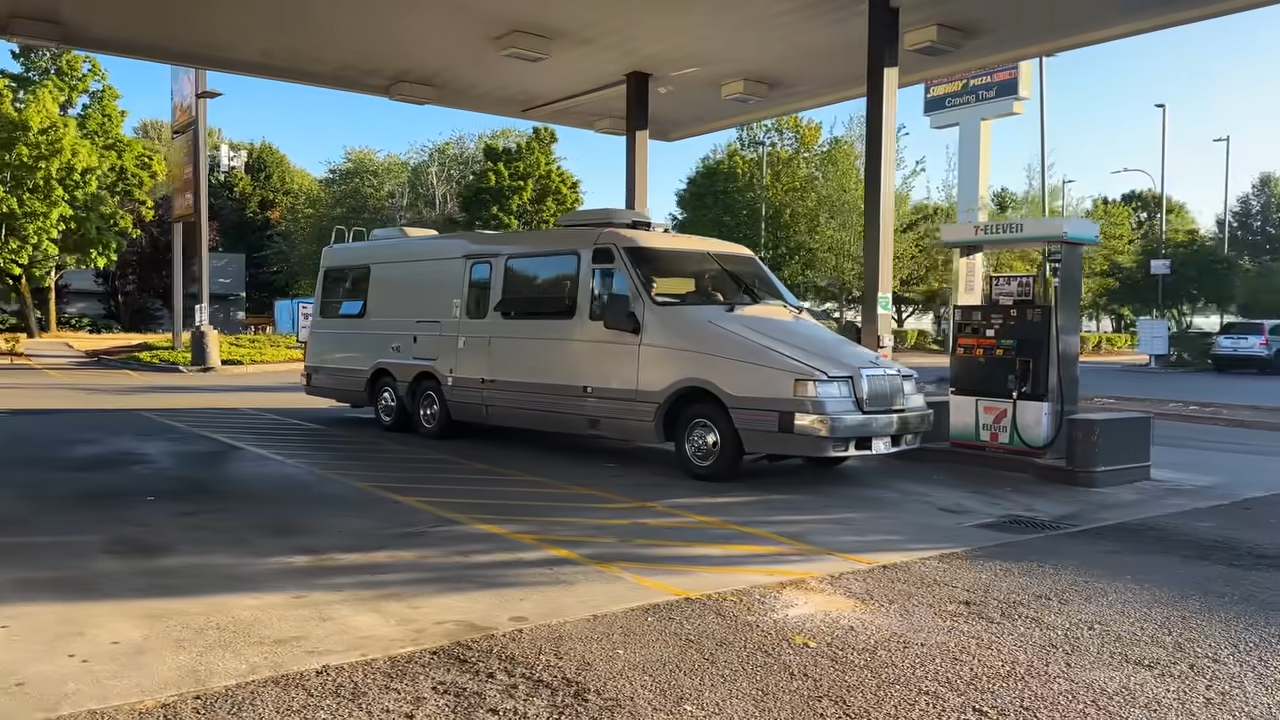 His New Rare and Expensive RV Exploded on the Freeway