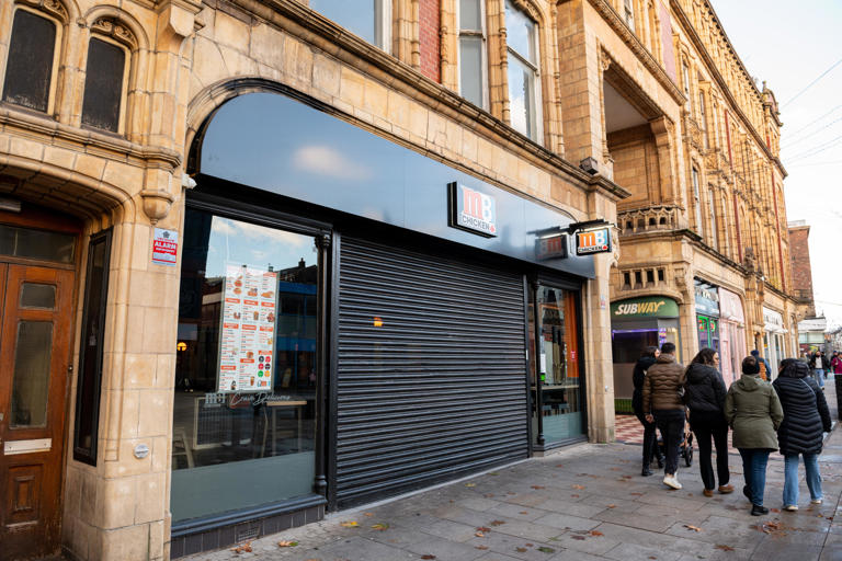 New smash burger chain Phat Buns to open in Preston after MB fried ...