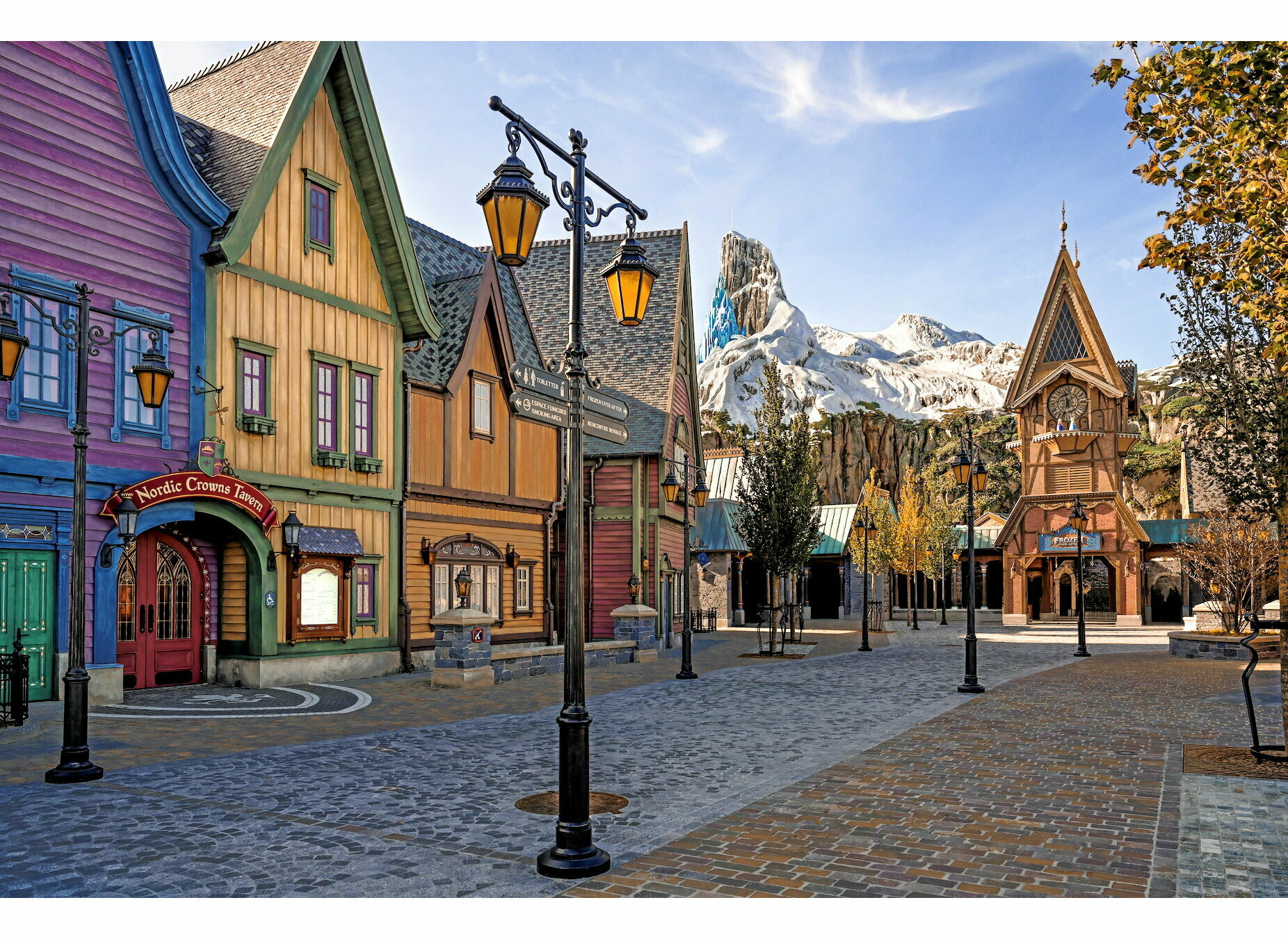 Walt Disney Studios : on a visité la très attendue zone « Reine des neiges » en avant-première