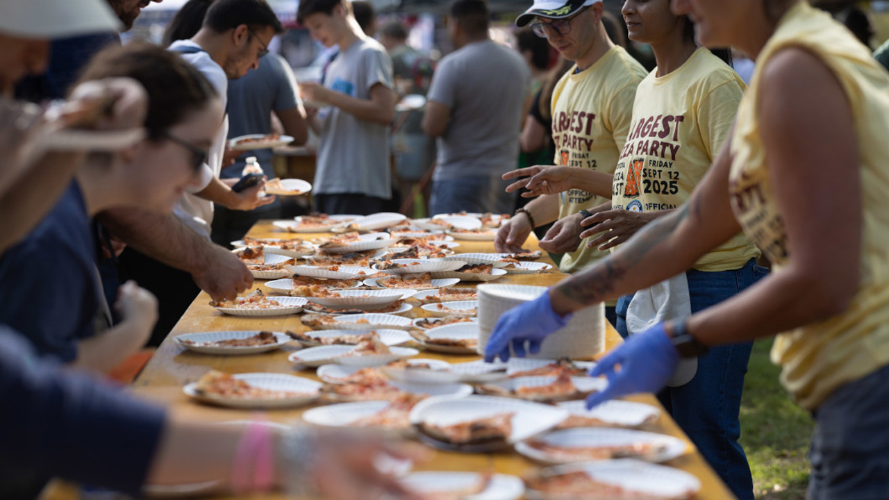 New Haven sets Guinness World Records title for the largest pizza party
