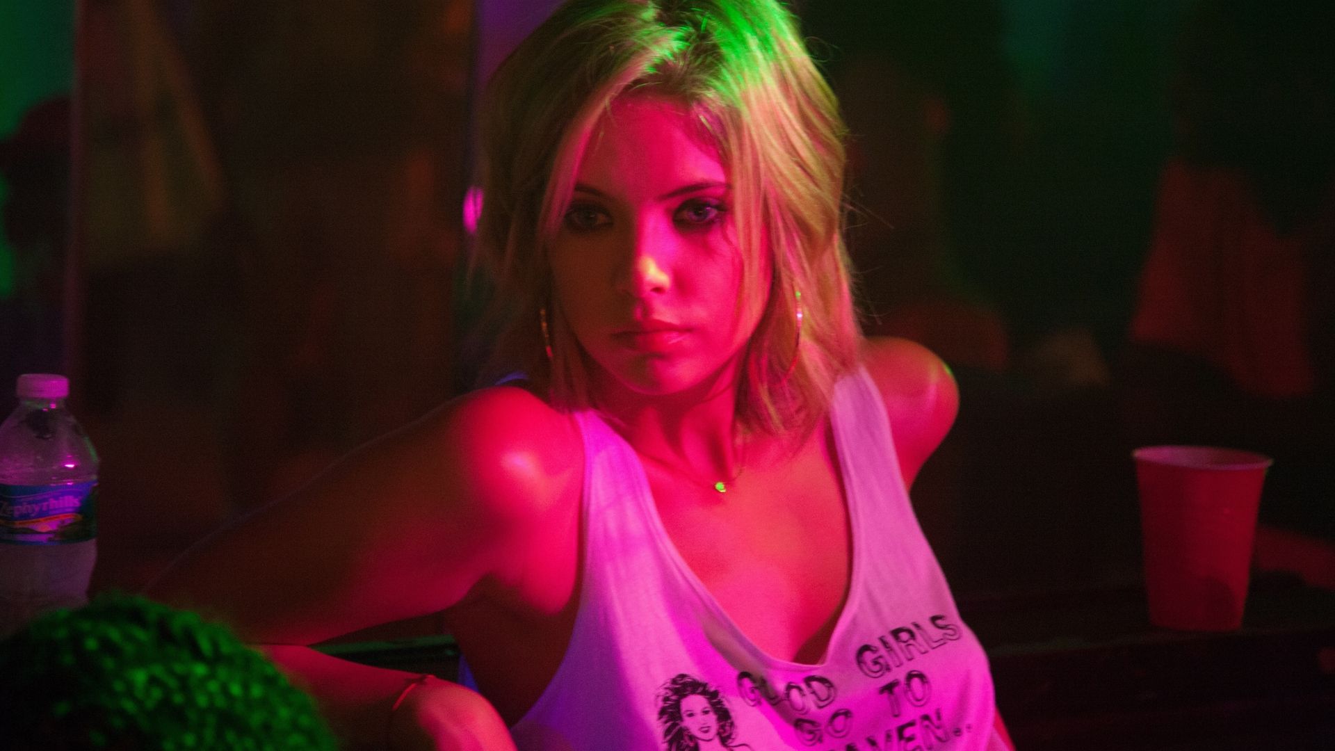 14 years later, raunchy R-rated crime thriller 'Spring Breakers' lands ...