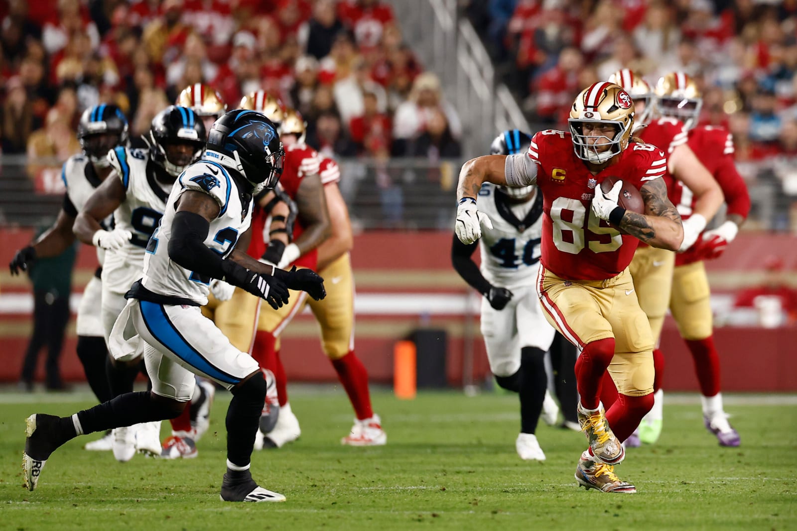 Hawkeyes in the NFL: Week 12 Top Performers