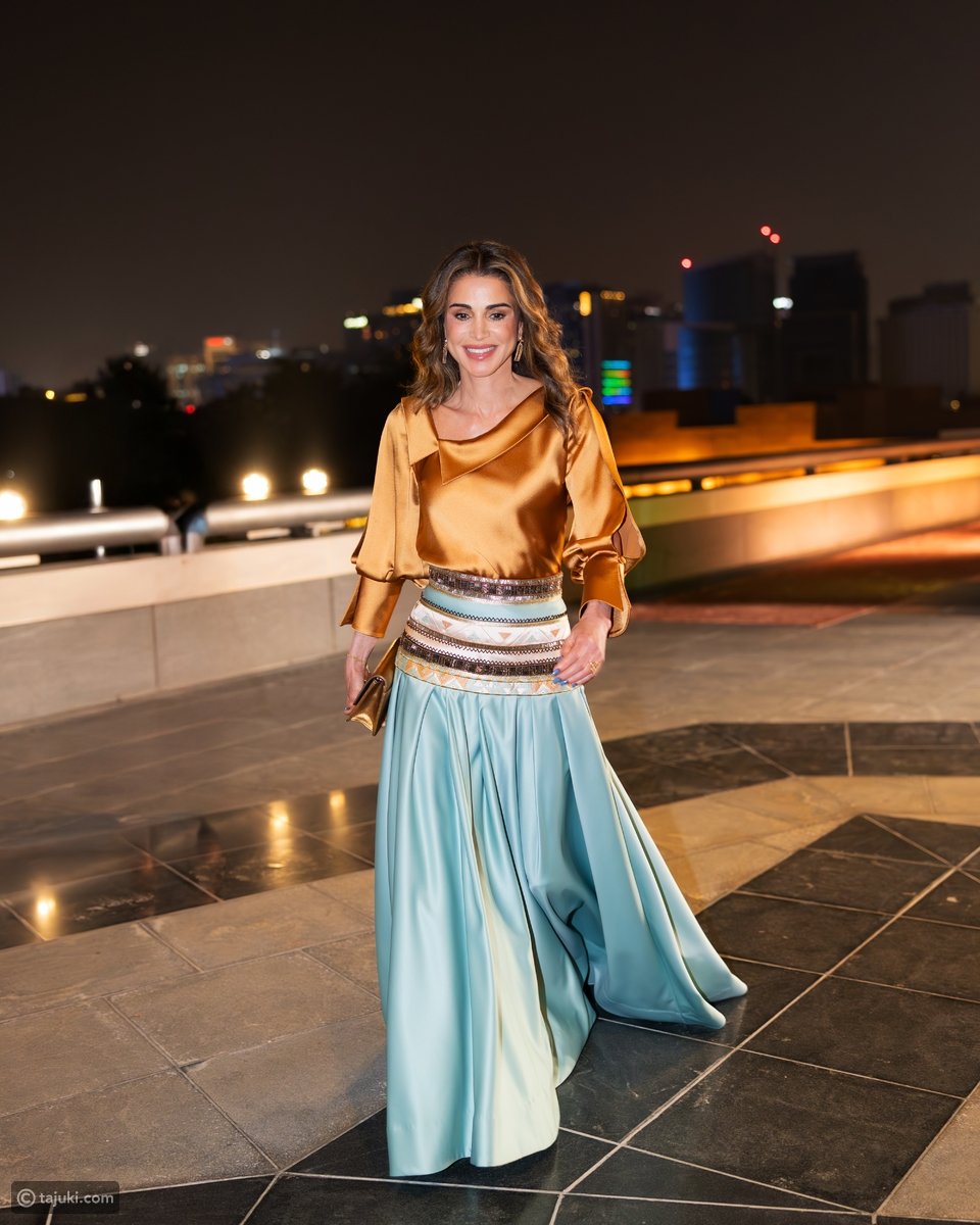 شرح الصور: الملكة رانيا خلال العشاء الخيري لدعم الأبحاث الطبية في متحف الفن الإسلامي الدوحة، قطر/ 23 تشرين الثاني 2025