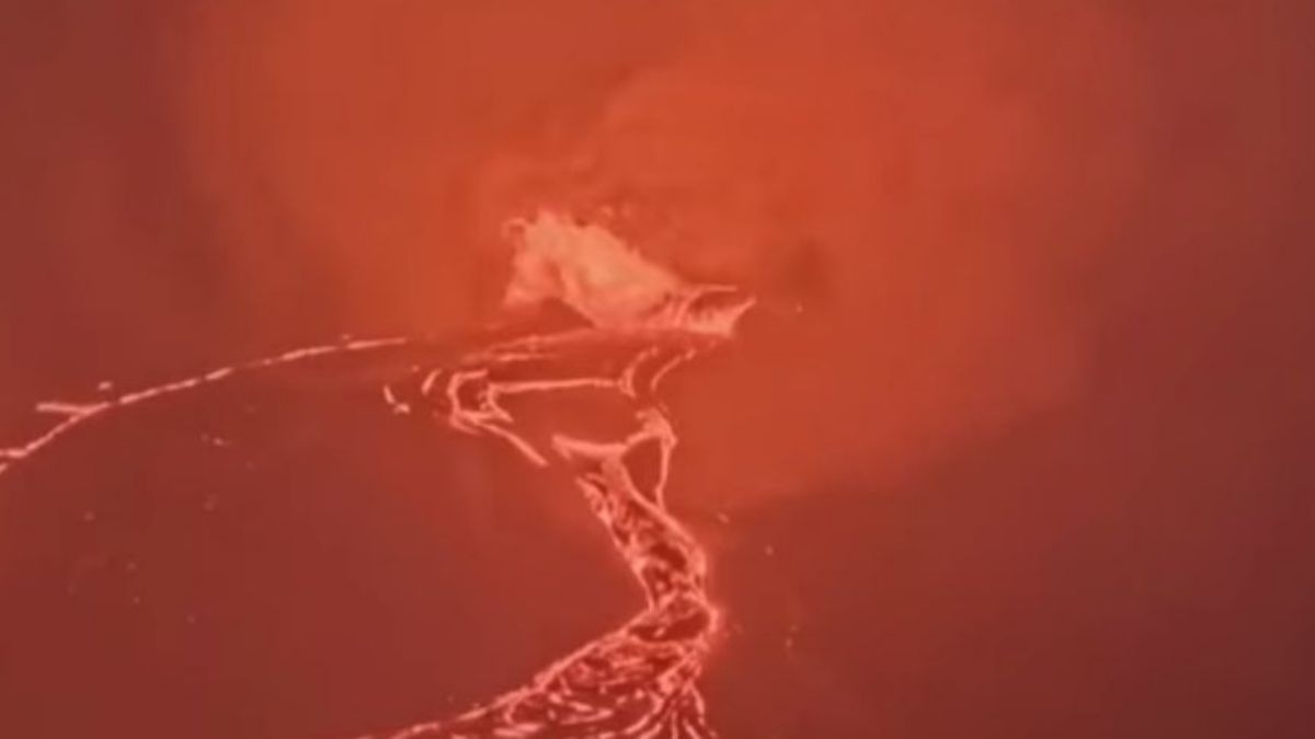 Depois de 12 mil anos: vulcão assustador entra em erupção pela primeira vez