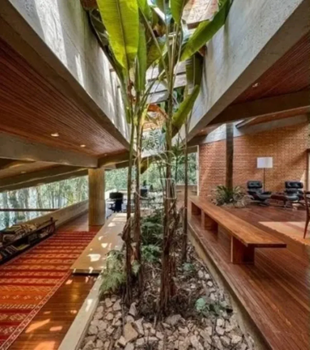 Pictured: Bus and truck drivers who died in horror Meath triple-crash