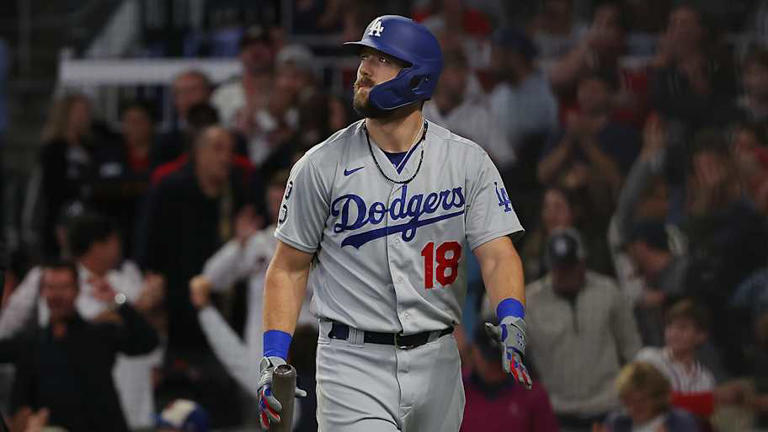 Padres hire former forgettable Dodger as hitting coach on new 2026 staff