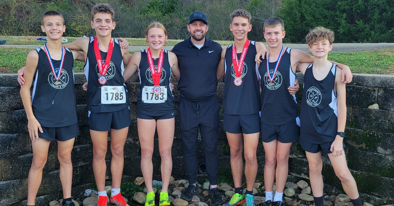 Houston cross country runners compete at national meet