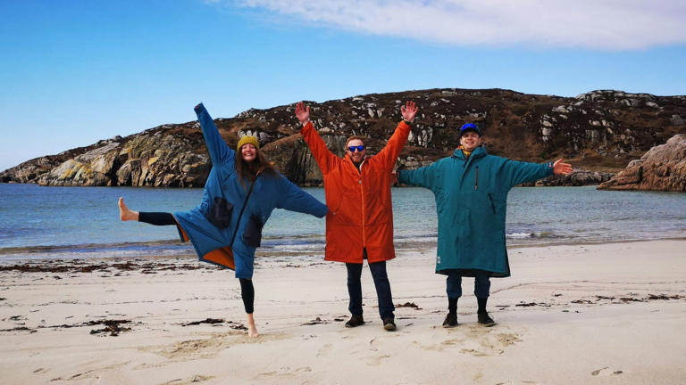 The best changing robes of 2025: Tested and reviewed by a water-loving ...
