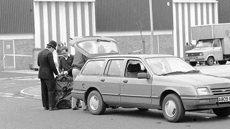 Robbers completely unprepared for unexpected haul
