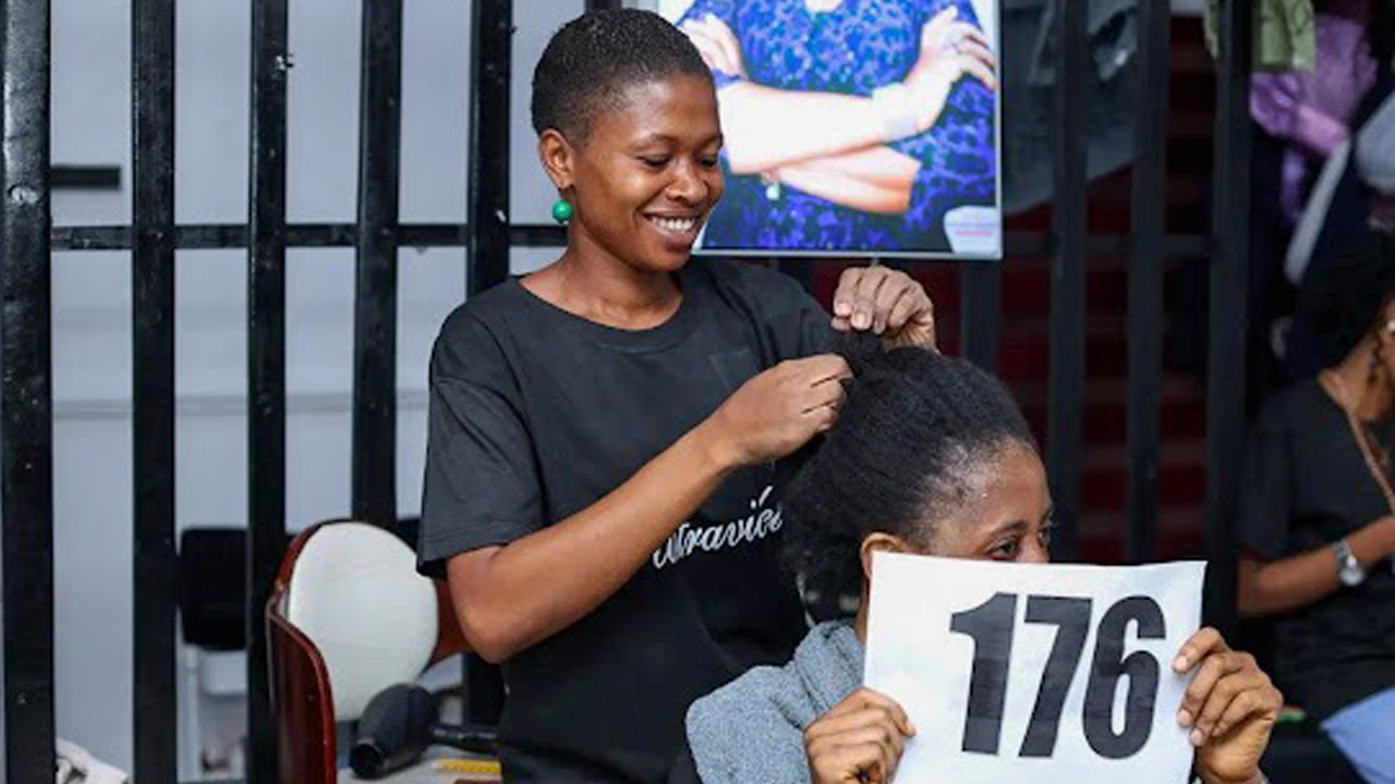 Nigerian stylist sets Guinness World Records title for most hair braids in 24 hours