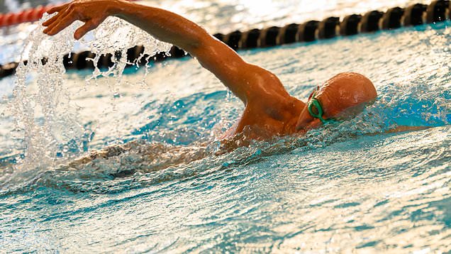 the-physical-demands-of-swimming-injuries-technique-and-staying