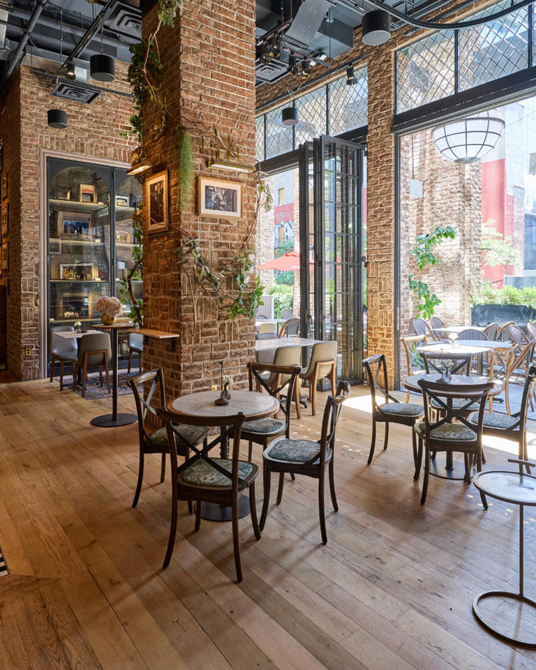 This swanky cocktail bar is New York's chicest spot in the Theater District