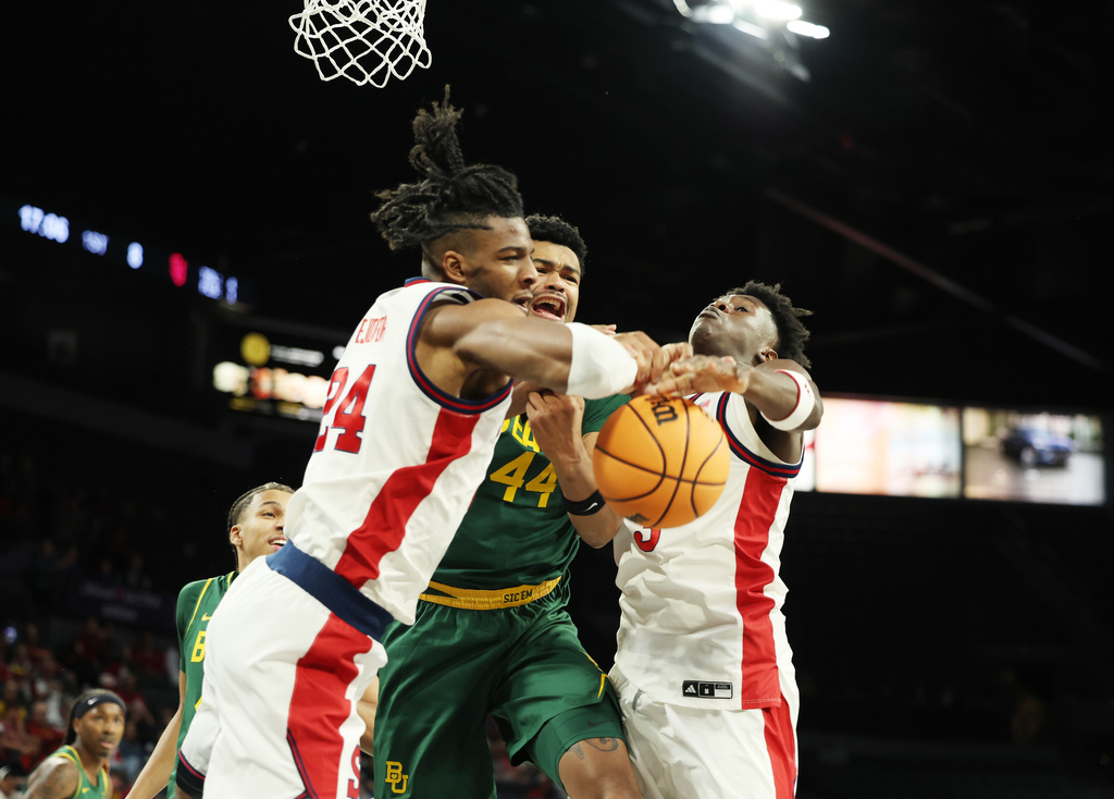 No. 14 St. John's hands Baylor its 1st loss, cruising to 96-81 win at ...