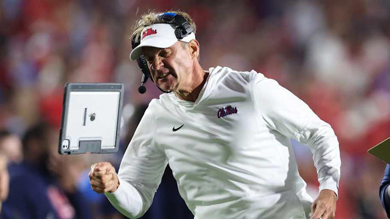 Ole Miss cae en la nueva clasificación del CFP y Lane Kiffin tiene el 100 por ciento de la culpa