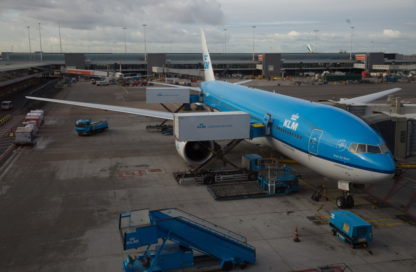 Netherlands lowers Israel travel advisory to 'yellow' risk level after ...