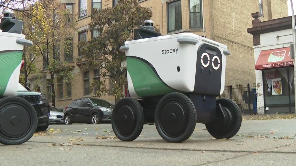 Hundreds of Chicago residents sign petition to pause robot delivery ...