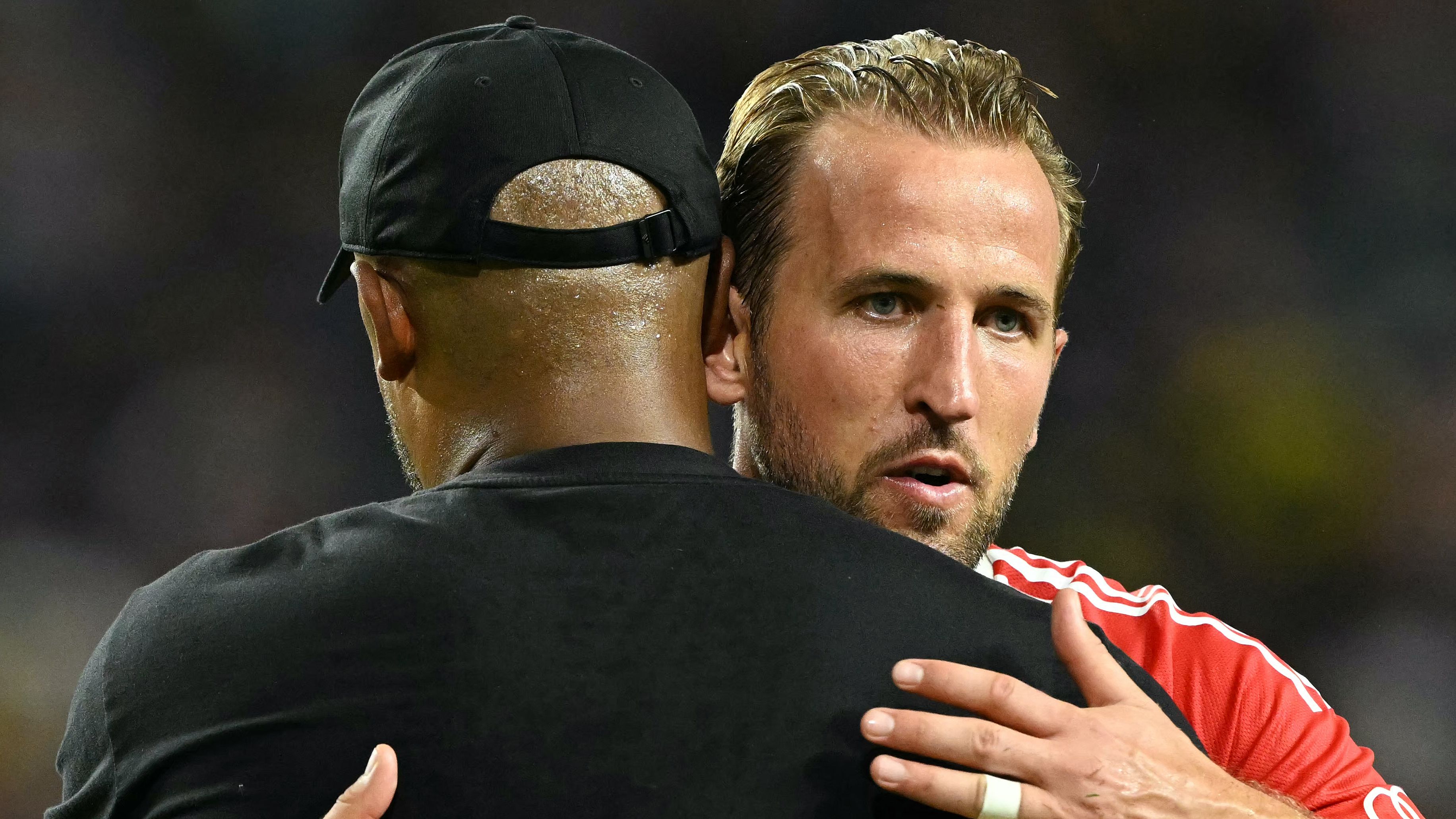 Harry Kane afirma que «no hay tonterías» con Vincent Kompany mientras el delantero del Bayern Múnich admite que disfruta del fútbol más que nunca gracias al técnico belga.