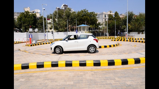 Pune RTO sees rise in number of applicants clearing permanent DL tests
