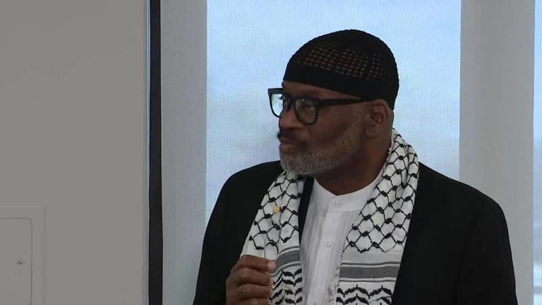 Muslim leaders call on Abbott to retract 'defamatory' and 'dangerous' proclamation