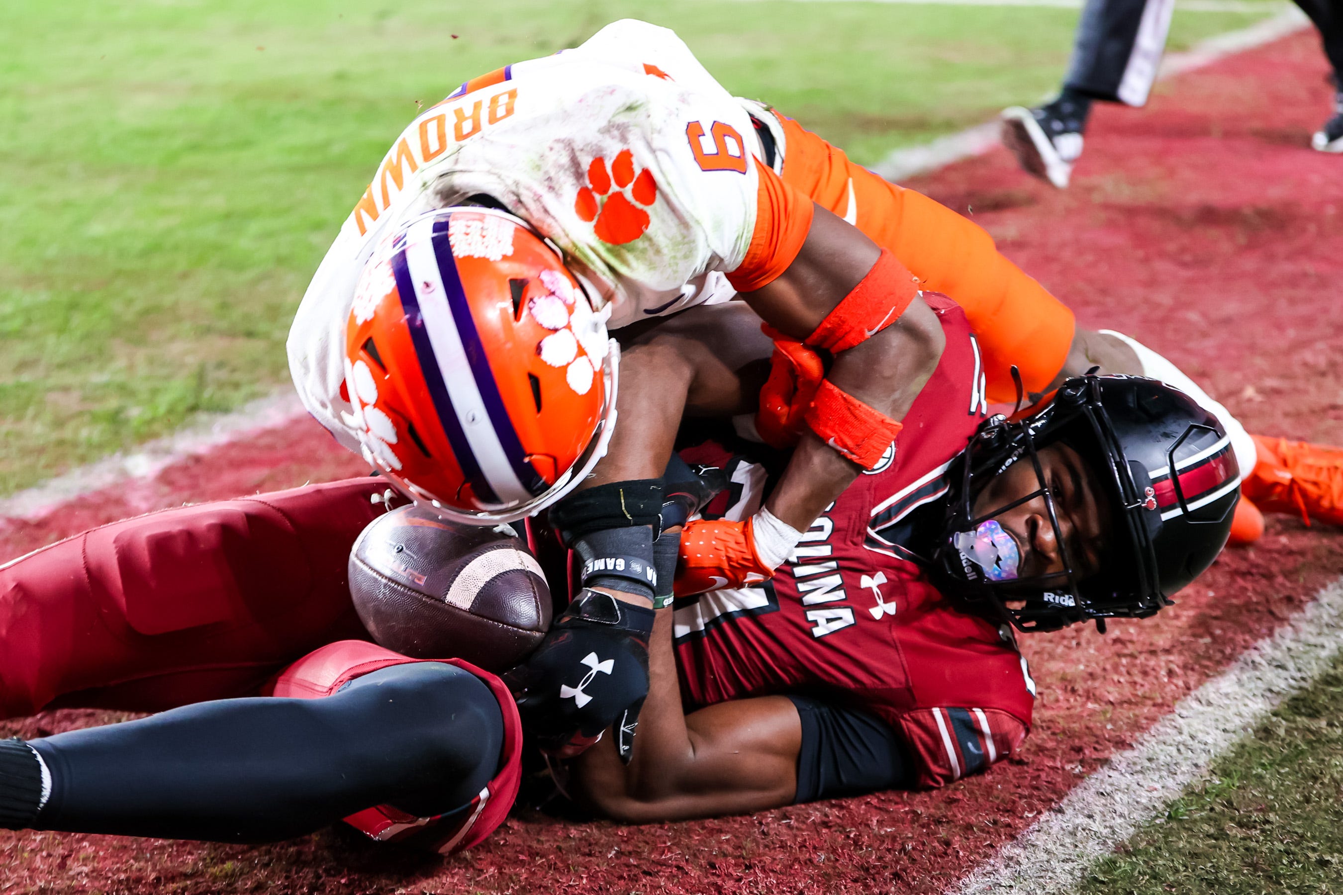 what-channel-is-clemson-vs-south-carolina-on-today-time-tv-info