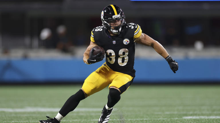 Saints sign RB Evan Hull to 53-man roster, release K Blake Grupe