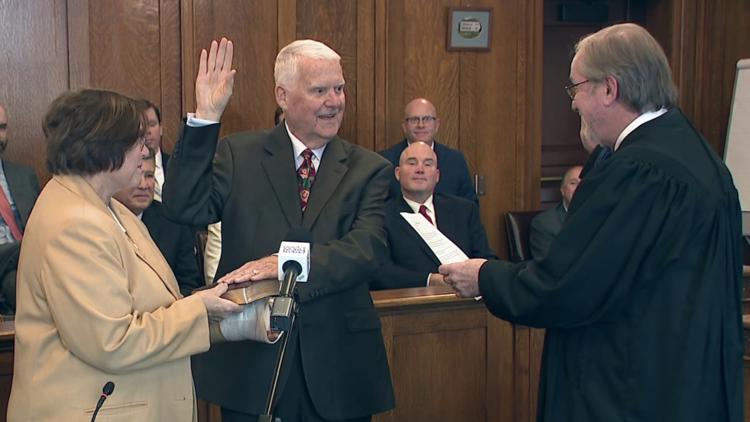 Thom Welby sworn in as Lackawanna County #39 s new commissioner