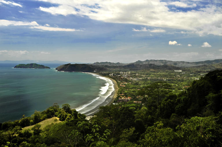 U.S. Embassy Issues Security Warning for Vacation Hotspot