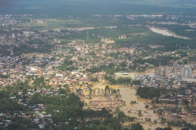 Pelajaran Berharga dari Siklon Tropis: Mitigasi Bencana Perlu Diperkuat