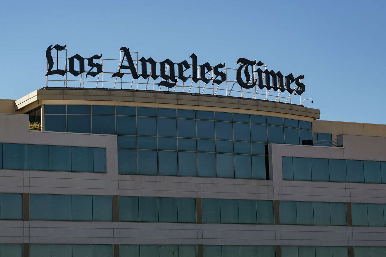 Months after layoffs, LA Times asks employees to buy $1,000 LA Times shirts