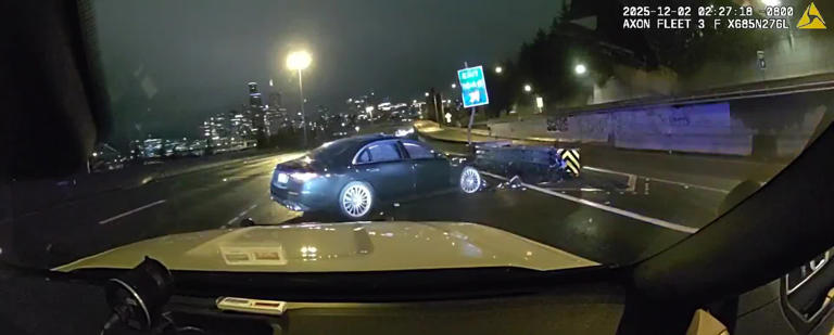 Trooper leaps out of the way before patrol car is hit on I-5, WSP says